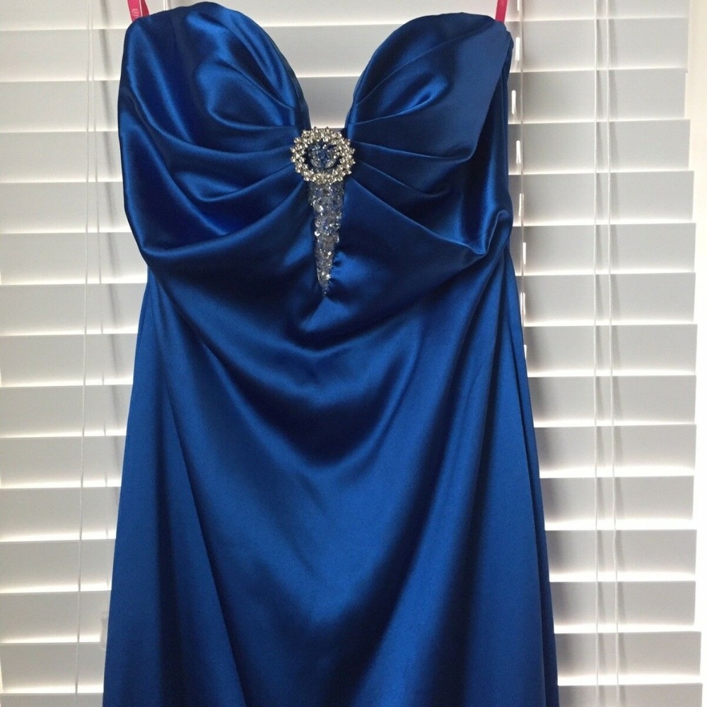 Maggie Sottero Formal Sweetheart Gown